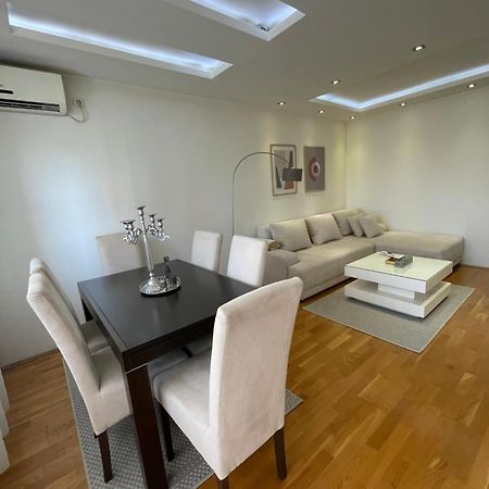Charme Apartman Kruševac エクステリア 写真