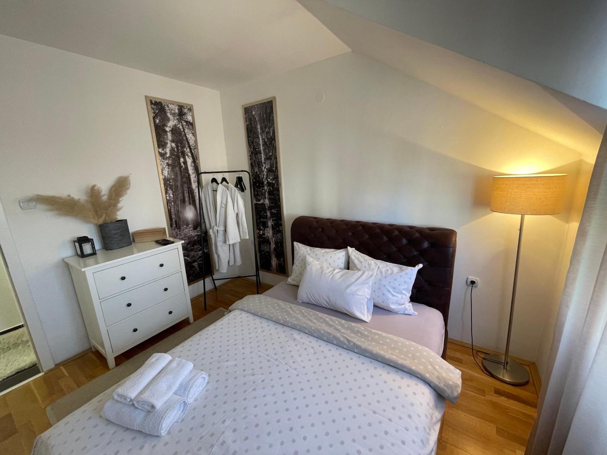 Charme Apartman Kruševac エクステリア 写真